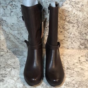 NWT Pure Sole Radisson Brown Leather Heeled Boot